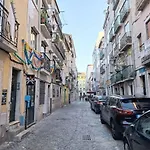 Flat In The Bohemian Heart Of Lisbon - Bairro Alto